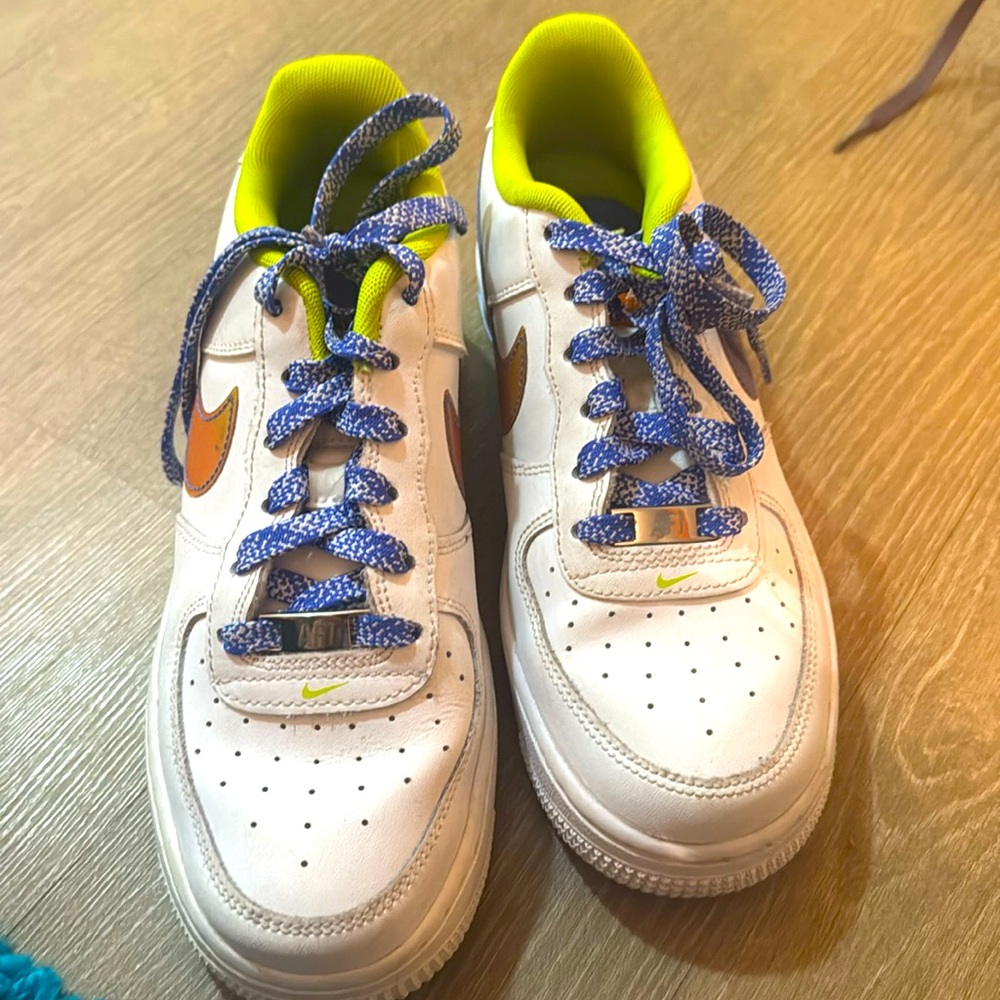 6 youth Nike shoes. Green/white/blue with hieroglyphic check